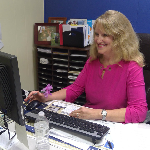 Images Darlene Parnell: Allstate Insurance