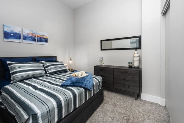 Images The Residences at Delmar DivINe