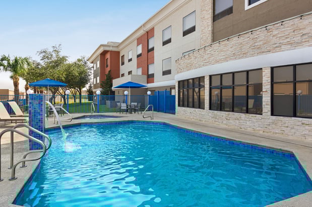 Images Holiday Inn Express & Suites Mission-McAllen Area by IHG