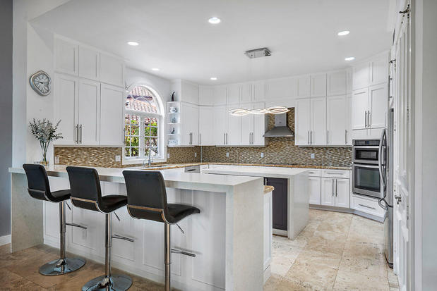 Images Alex Mendel of The Mendel Group | Keller Williams Realty - Local Boca Raton and Delray Beach Real Estate Agent