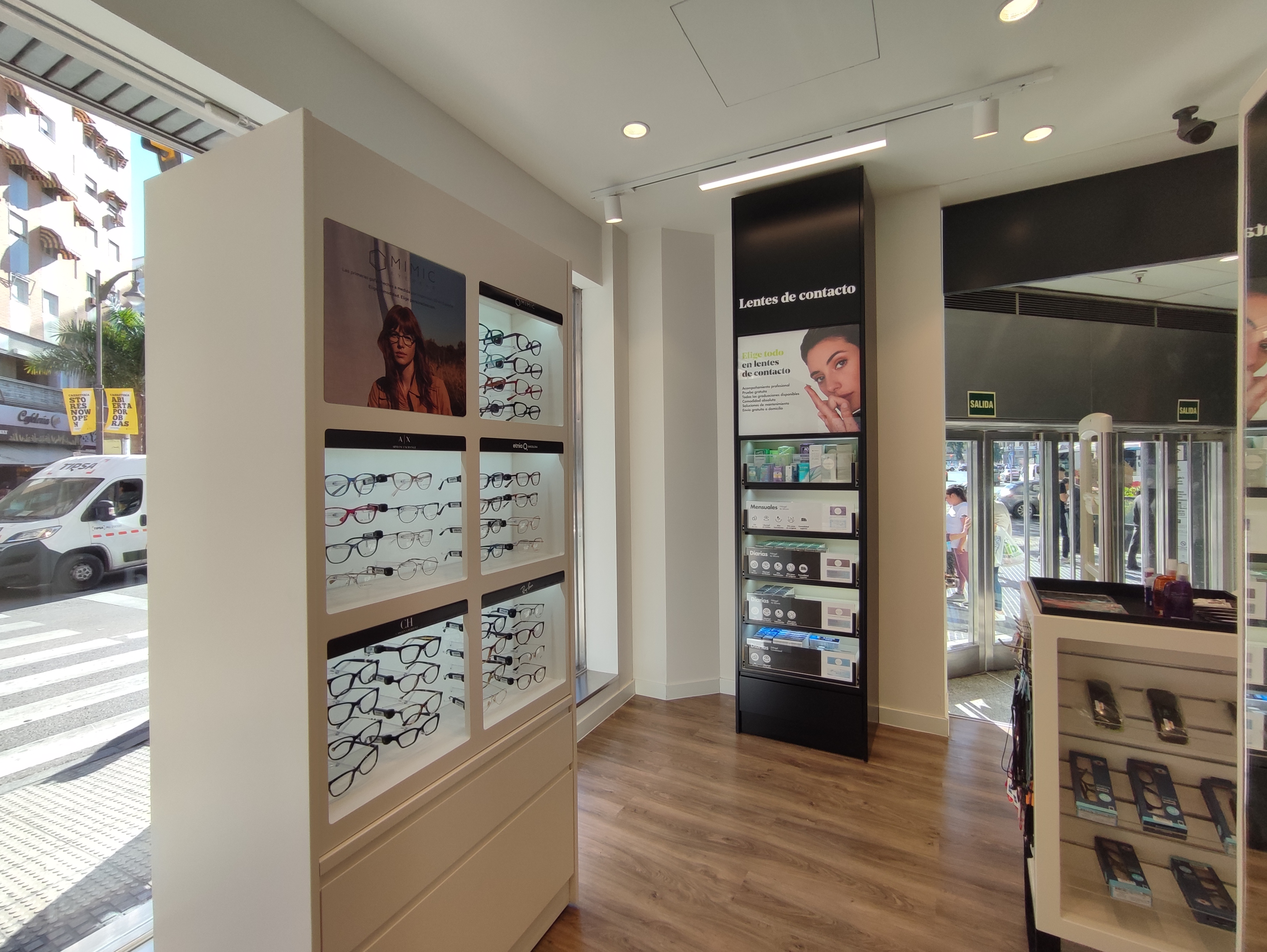 Images Optica2000 El Corte Inglés Málaga Edificio 2