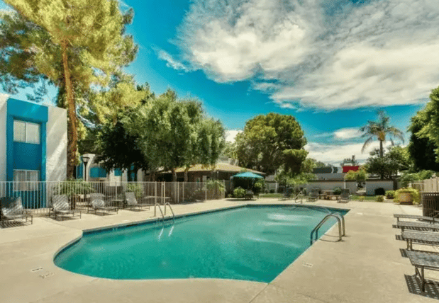 Images Sycamore Square Apartments