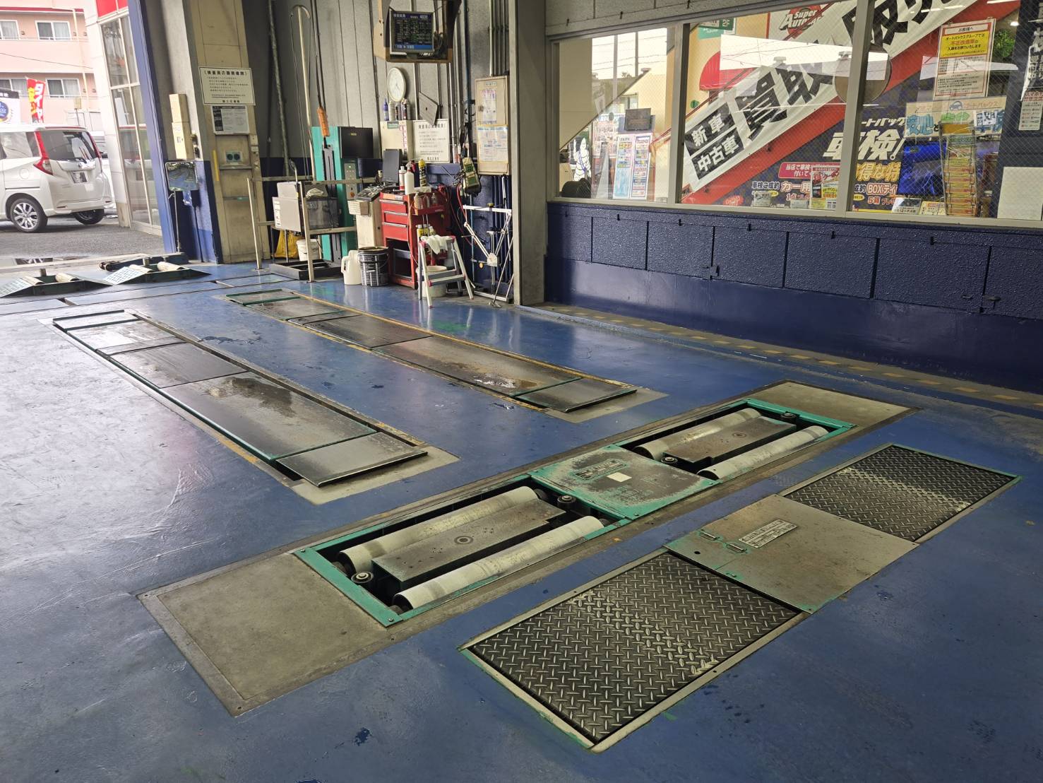 Images スーパーオートバックス高槻店