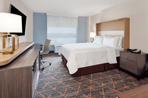Images Holiday Inn Chicago Oakbrook by IHG