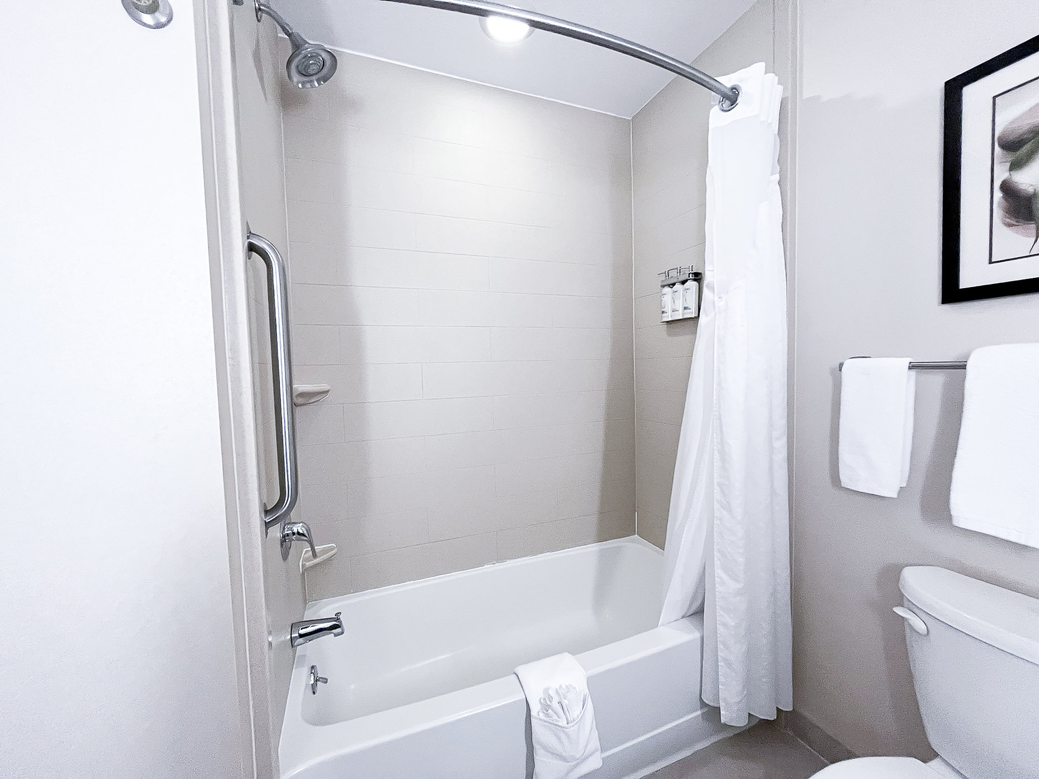Holiday Inn Express & Suites Morton Peoria Area by IHG Image