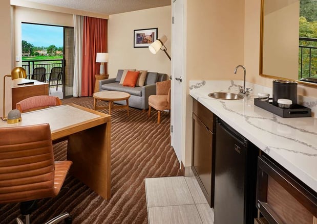 Images Embassy Suites by Hilton Phoenix Scottsdale
