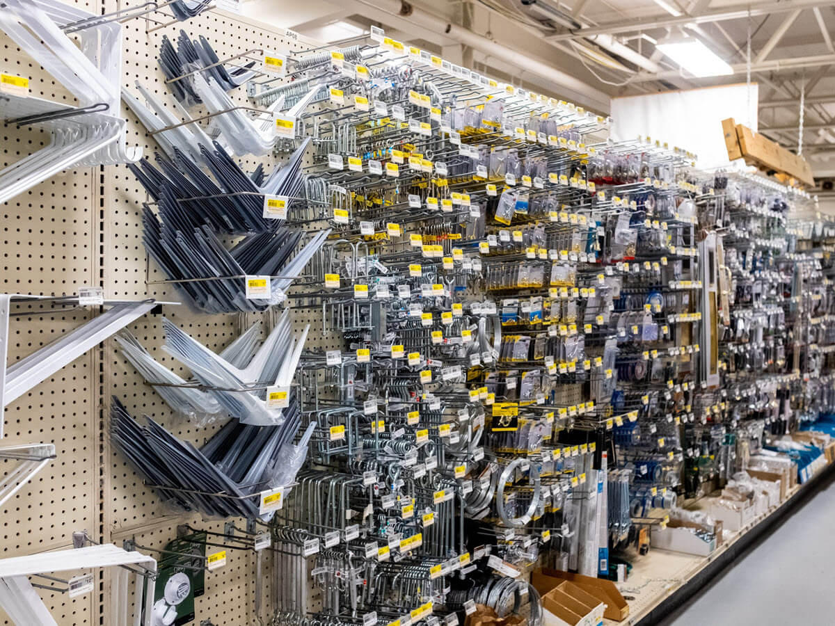 hardware and accessories