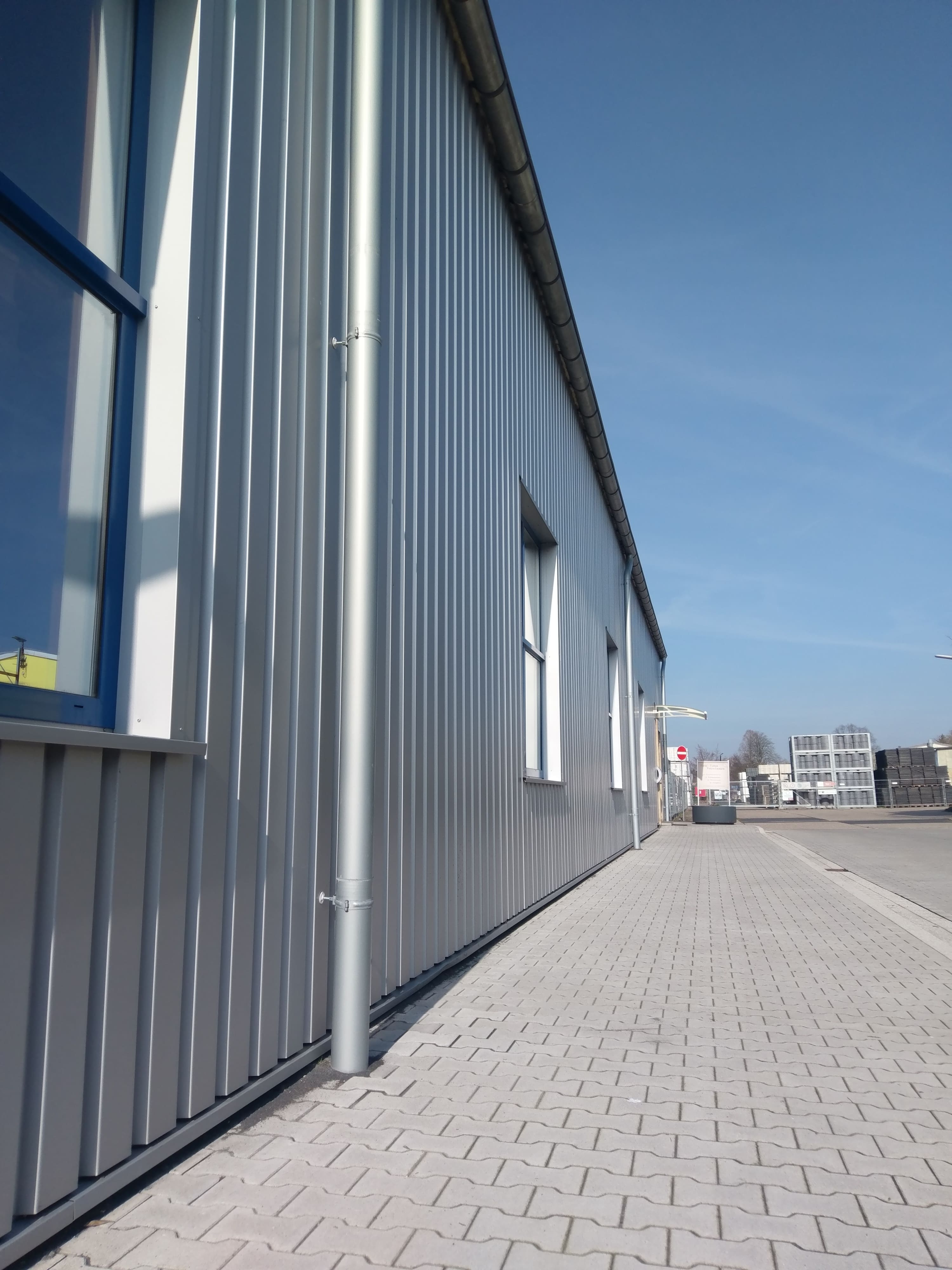 Parisi-Patten Verpackungen, Zum Frenser Feld 1 in Bergheim