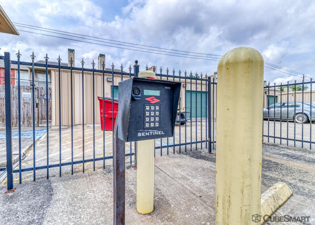 Images CubeSmart Self Storage