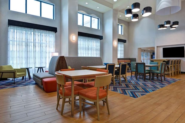 Images Hampton Inn & Suites Clearwater/St. Petersburg-Ulmerton Road, FL