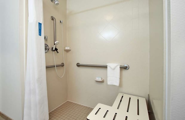 Images Hampton Inn Winfield