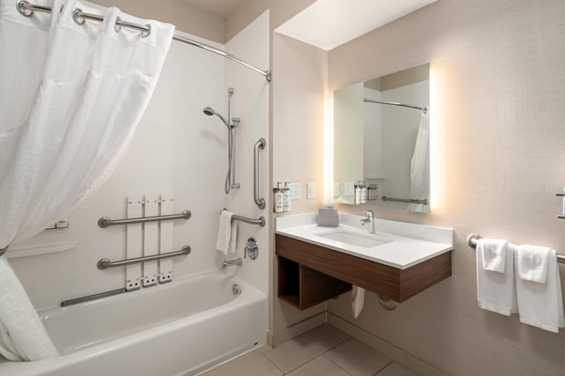 Images Holiday Inn Express & Suites Coeur D Alene I-90 Exit 11 by IHG