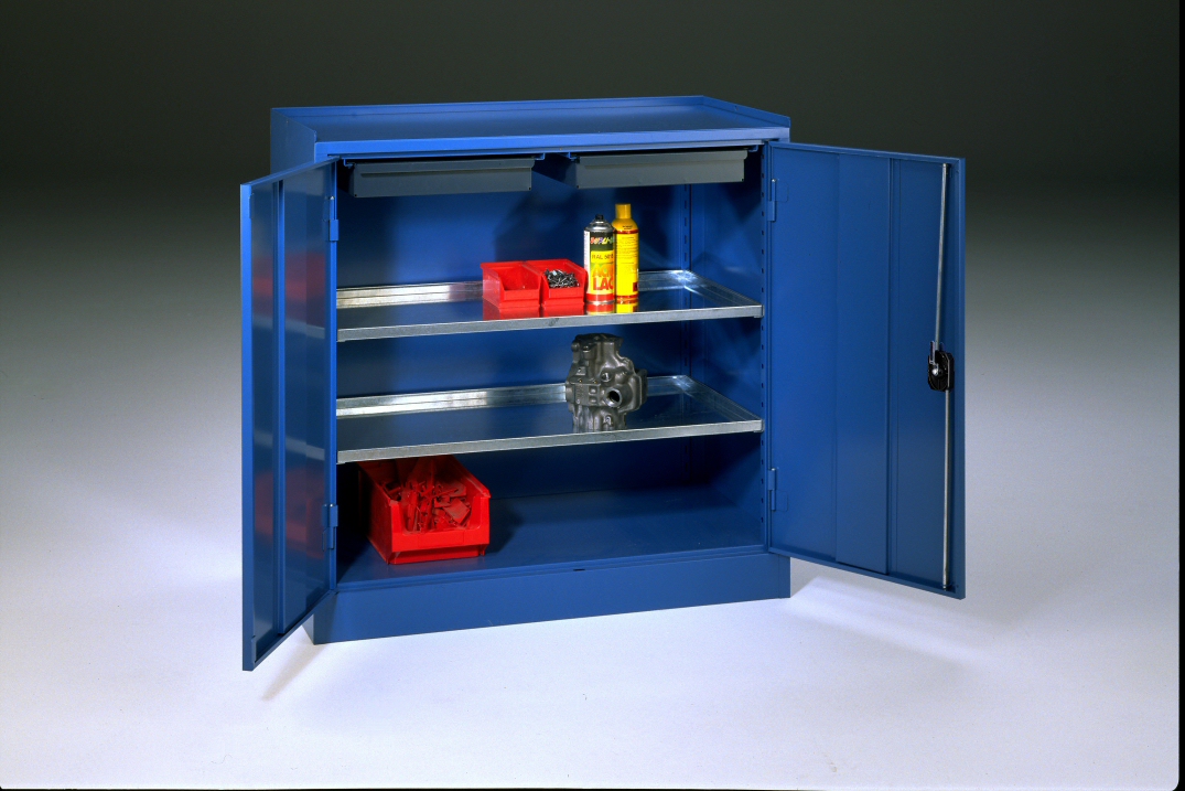 EUGEN WOLF Metallwarenfabrik GmbH und Co KG, Karlstrasse 29 in Leinfelden-Echterdingen