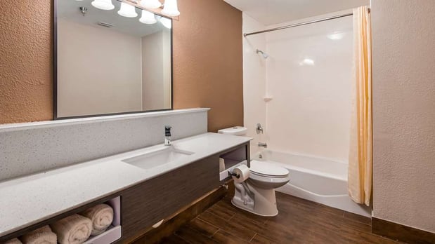 Images SureStay by Best Western Brownsville