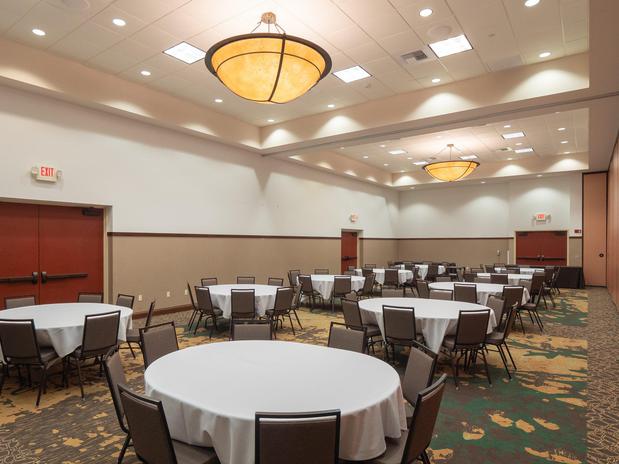 Images Holiday Inn Stevens Point - Convention Ctr, an IHG Hotel
