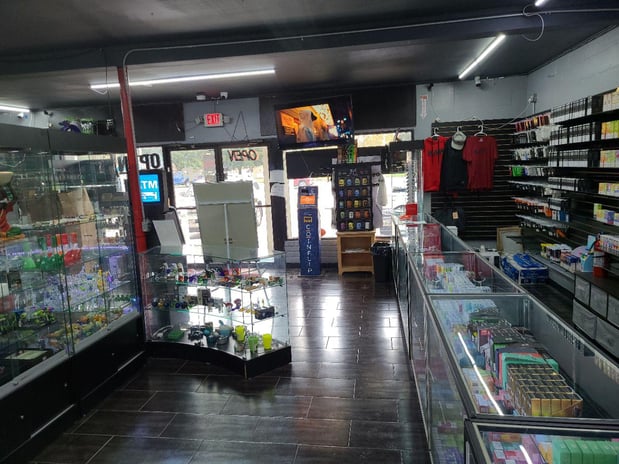 Images CoinFlip Bitcoin ATM - Redrum Smoke & Vape (Alvin)