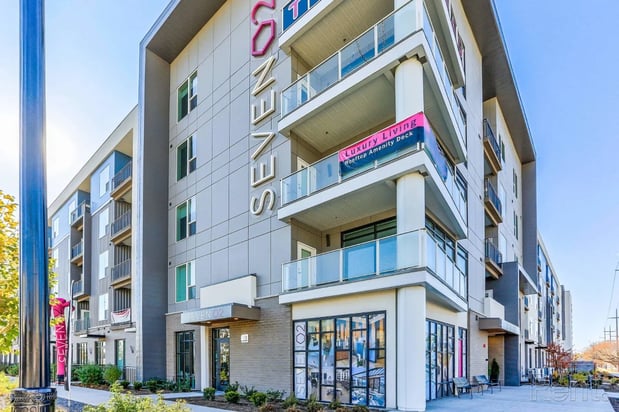 Images SevenO2 Main Apartments