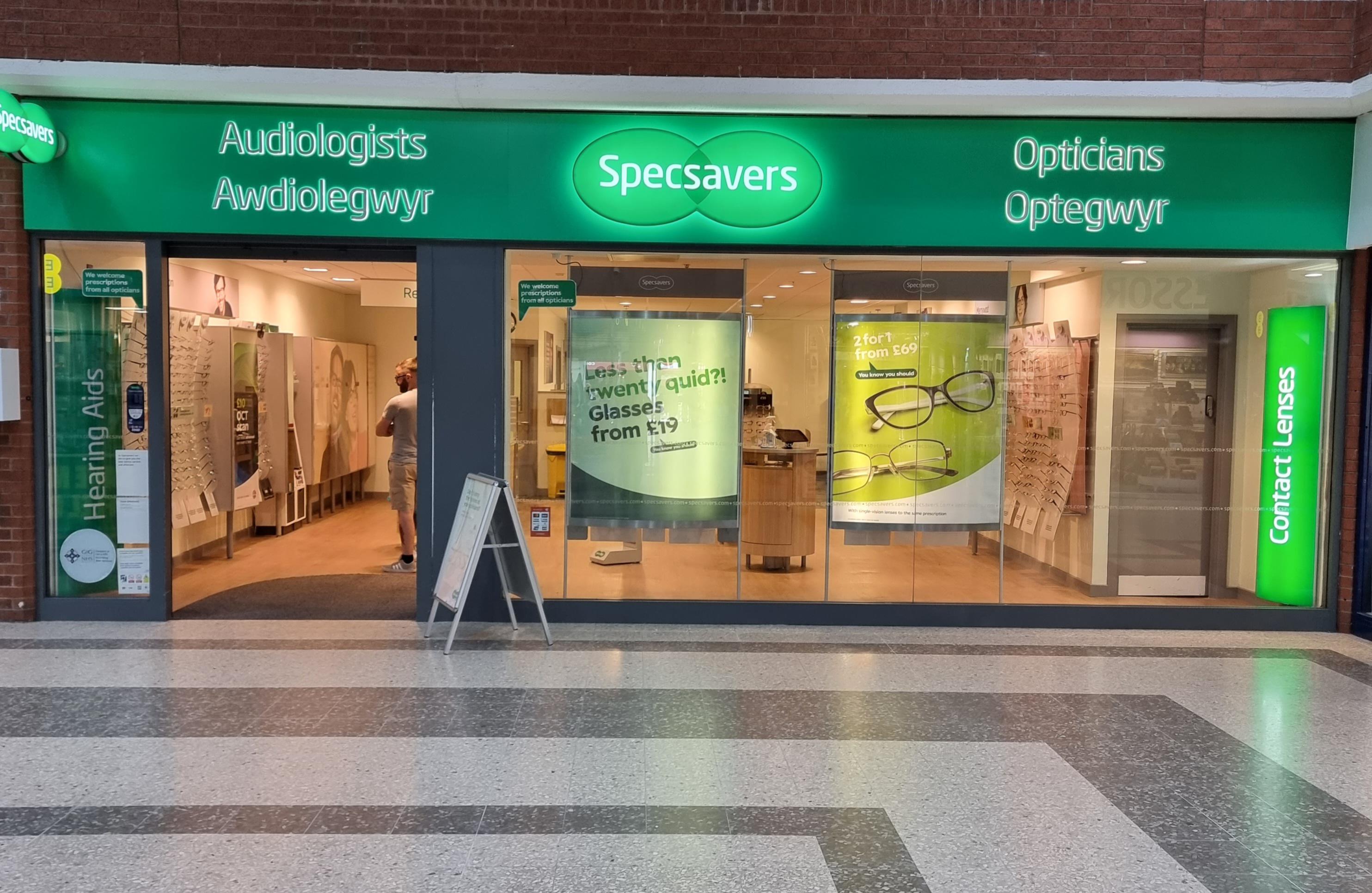 Specsavers Rhyl Specsavers Opticians and Audiologists - Rhyl Rhyl 01745 343200