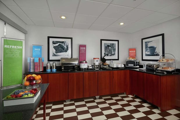 Images Hampton Inn by Hilton Youngstown-West I-80