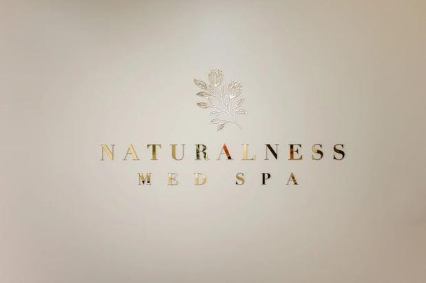 Images Naturalness Med Spa