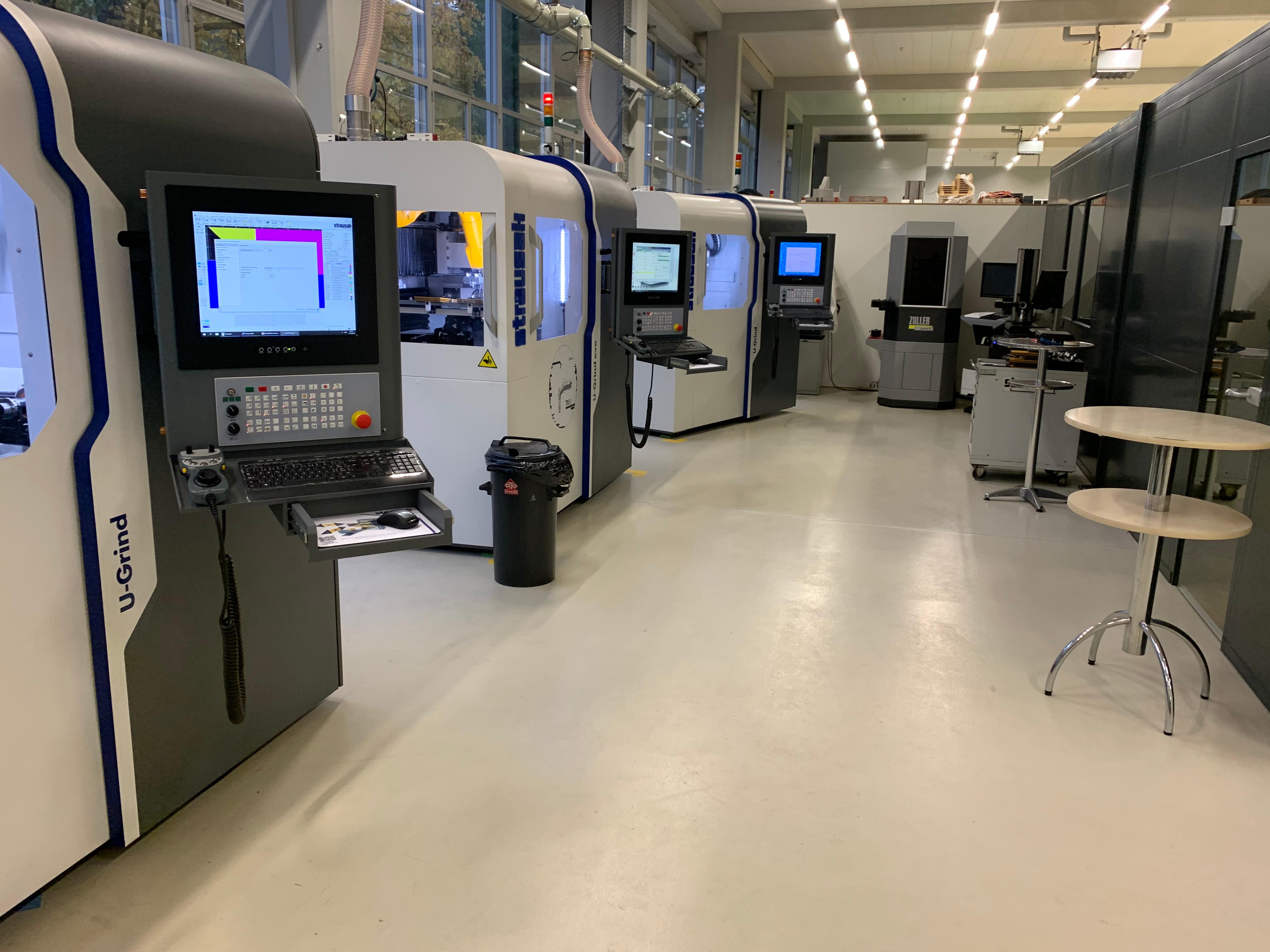 Strausak AG, Solothurnstrasse 136 in Biel/Bienne