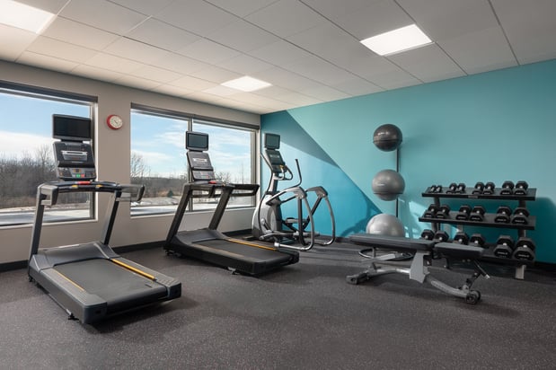 Images avid hotel Oak Creek by IHG
