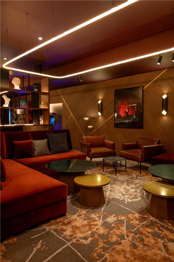 VIP-I  in the Loft Lounge