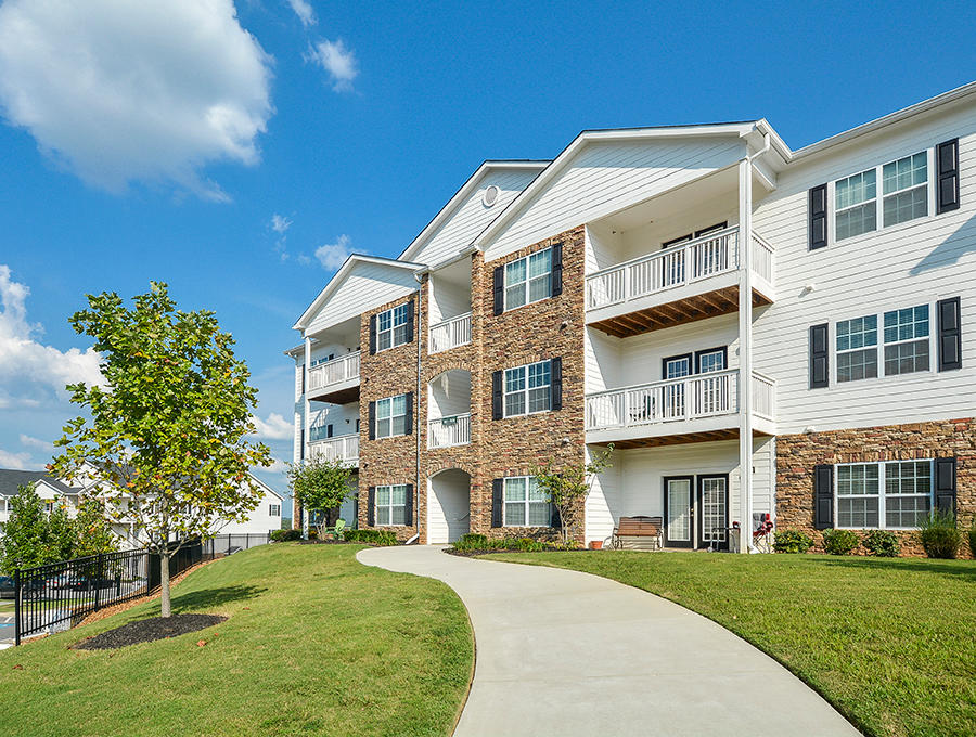 Exterior Of Brookes Edge Apartment Homes