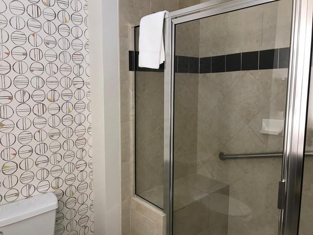 Images Holiday Inn & Suites McKinney - N Allen by IHG