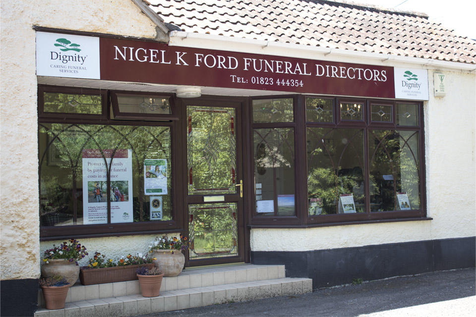 Nigel K. Ford Funeral Directors Taunton 01823 444354