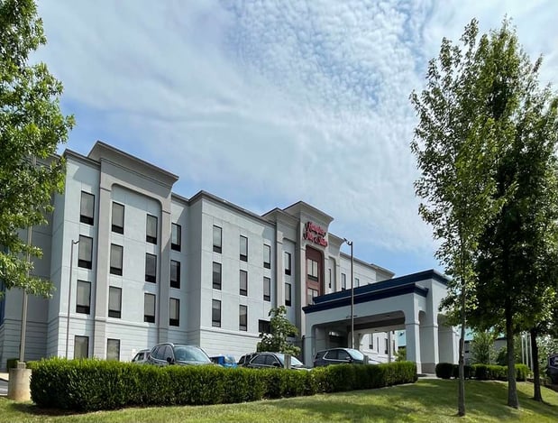 Images Hampton Inn & Suites Louisville East