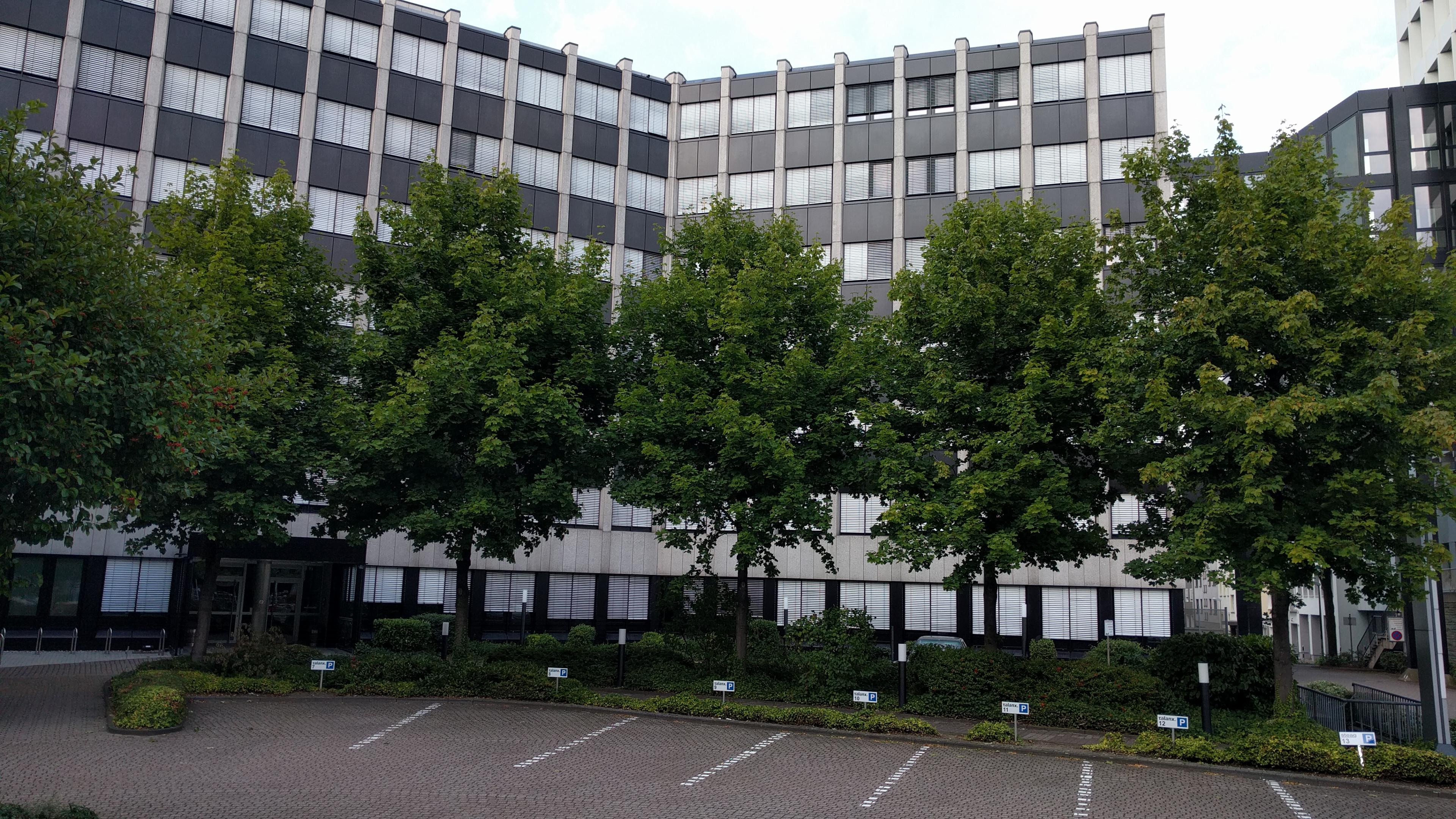 VMD-PRINAS GmbH Versicherungsmakler, Huyssenallee 100 in Essen