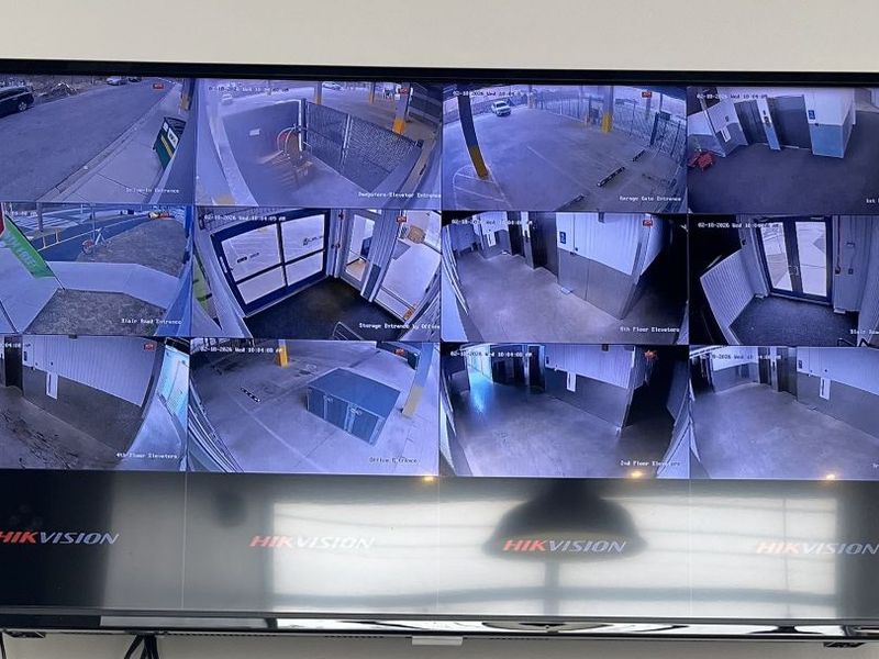 Extra Space Storage Image