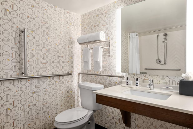 Images Holiday Inn Orlando-International Airport by IHG
