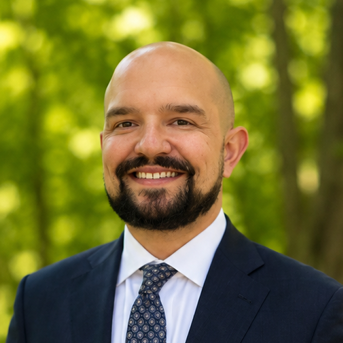 Justin Mowbray headshot.