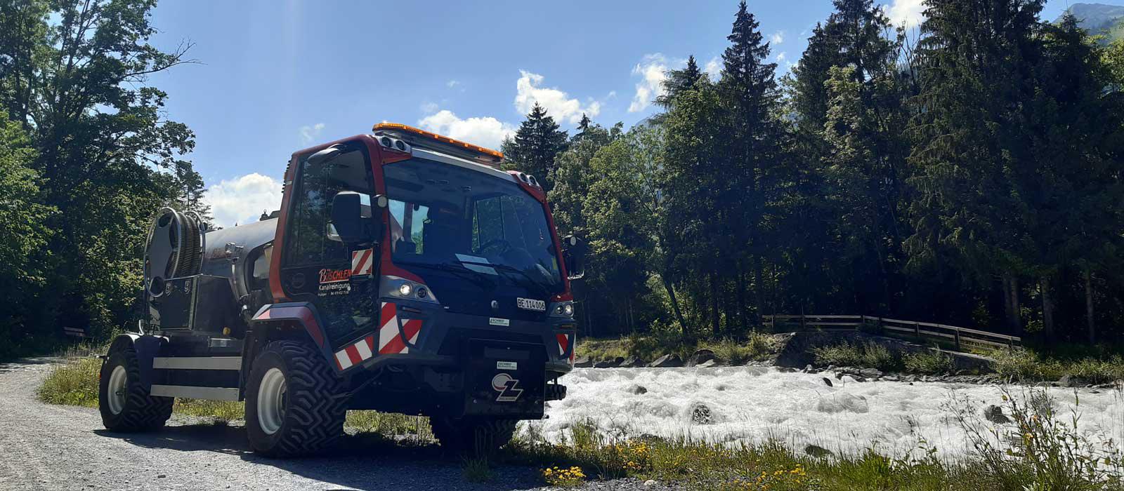 Büschlen Kanalreinigung, Parallelstrasse 72 in Frutigen