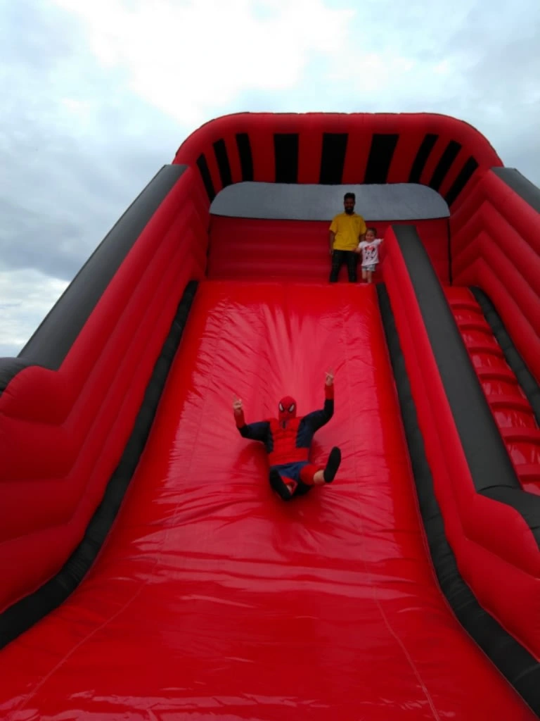 Images Top Banana Bouncy Castles