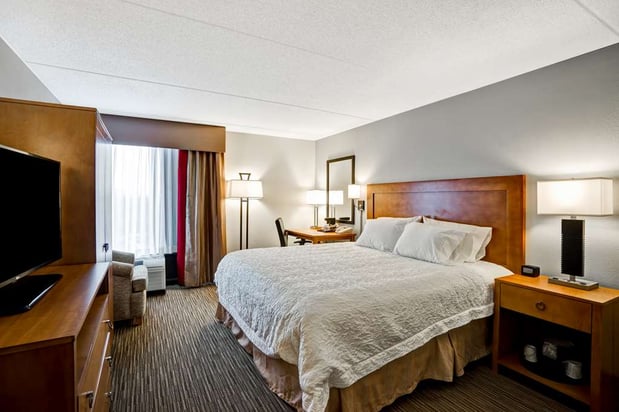 Images Hampton Inn Norfolk-Naval Base