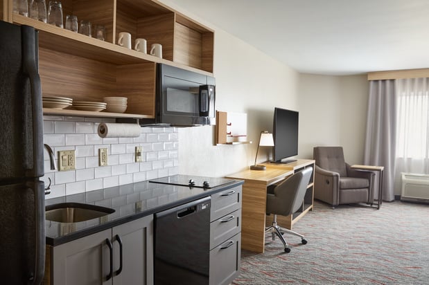 Images Candlewood Suites Milwaukee Airport-Oak Creek by IHG
