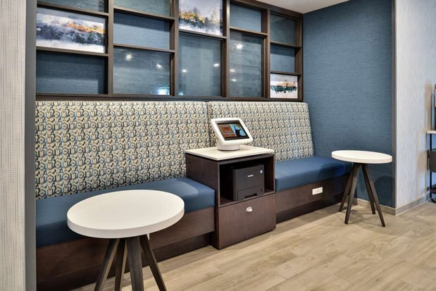 Images Hampton Inn Cedar Falls Downtown