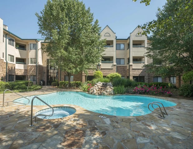 Images Delmar Gardens of Gwinnett Senior Living
