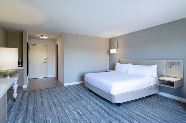 Images Hilton Garden Inn St. Charles