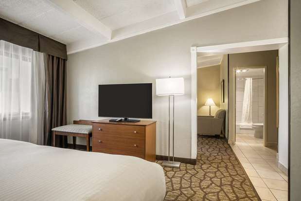 Images Best Western Hospitality Hotel & Suites