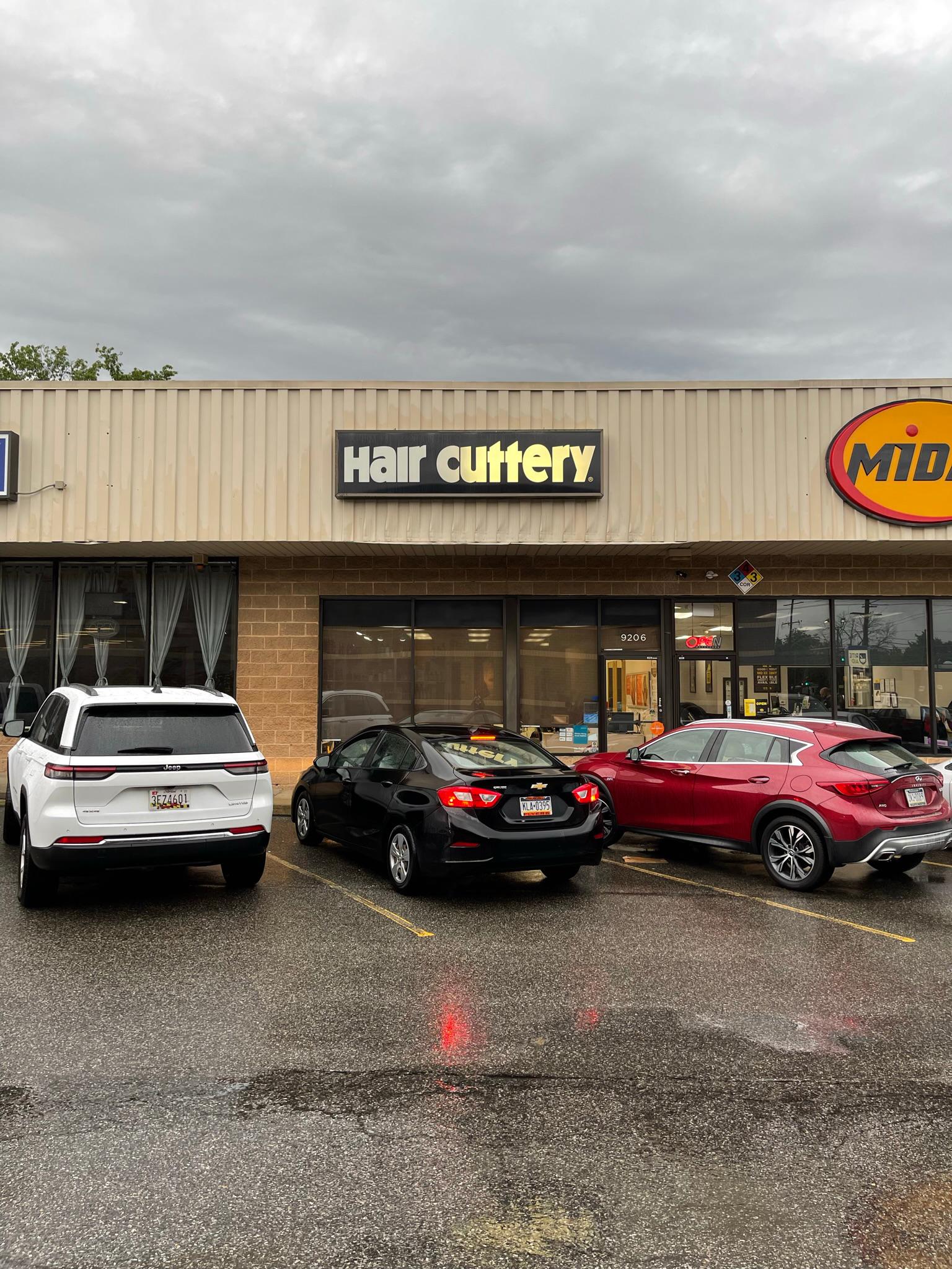 The front entrance of Hair Cuttery at Frankford Plaza.