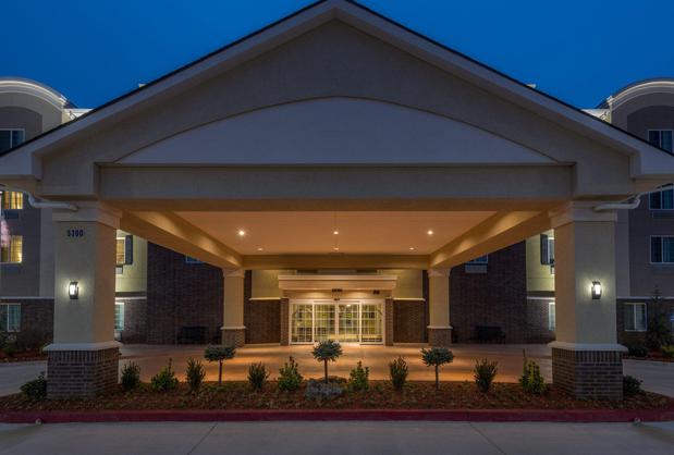 Images Candlewood Suites Midwest City by IHG
