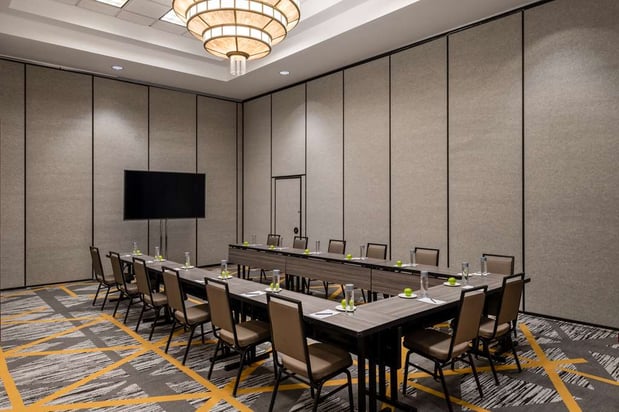 Images Embassy Suites by Hilton Portland Airport