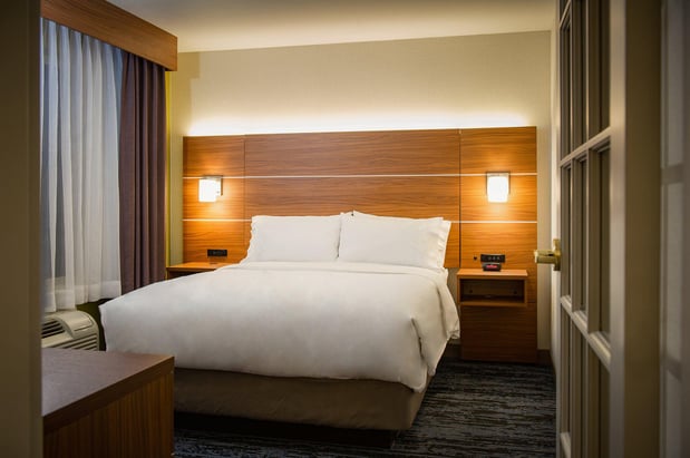 Images Holiday Inn Express & Suites Wausau by IHG