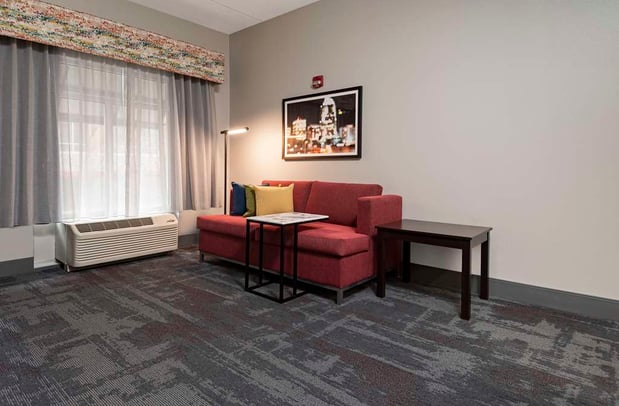 Images Hampton Inn & Suites Raleigh Downtown