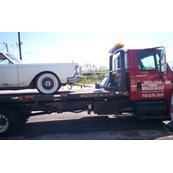 Fred's Junk Car Buyers & Towing Logo