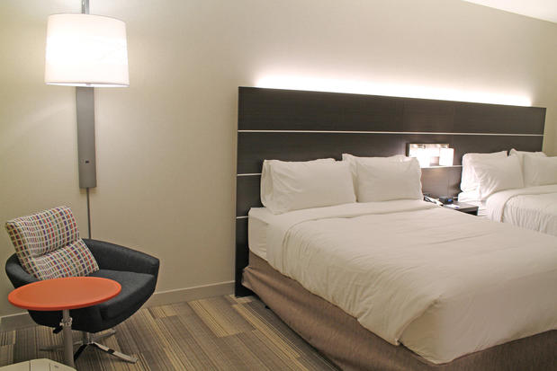 Images Holiday Inn Express & Suites St. Louis South - I-55 by IHG